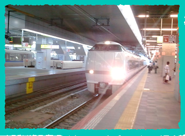 JR大阪駅のサンダーバード